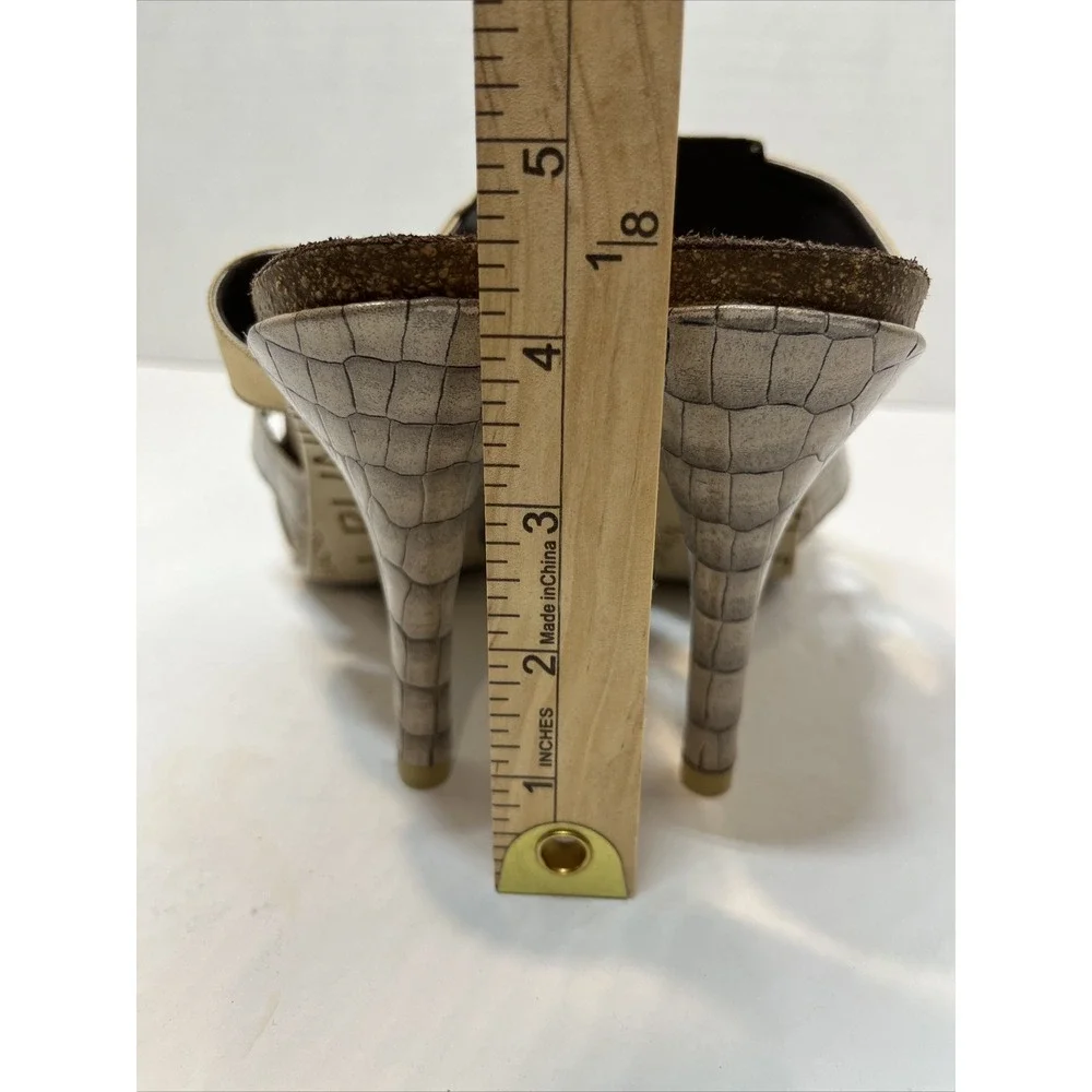 Donald J. Pliner Womens 8M Goody S4 Leather Heels Beige Platform Spain Made Chic